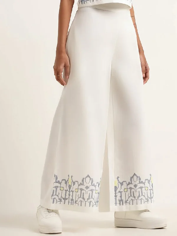 Women's leather moto pants Wide - leg women jeans for a modern and relaxed vibe Bombay Paisley White Printed Blended Linen Mid Rise Pants