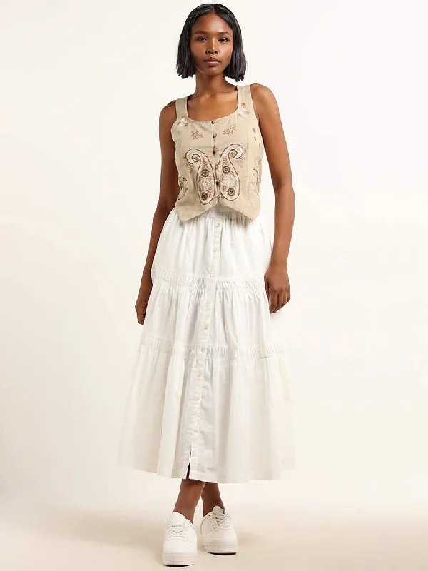 Women's pants with moisture - wicking technology High - rise flare women jeans for a 70s - inspired look Bombay Paisley White Tiered Mid Rise Cotton Skirt