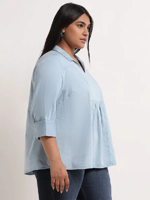 Women's pants with moisture - wicking technology High - rise flare women jeans for a 70s - inspired look Gia Light Blue Chambray Blouse Women's pants with moisture - wicking technology High - rise flare women jeans for a 70s - inspired look Gia Light Blue Chambray Blouse
