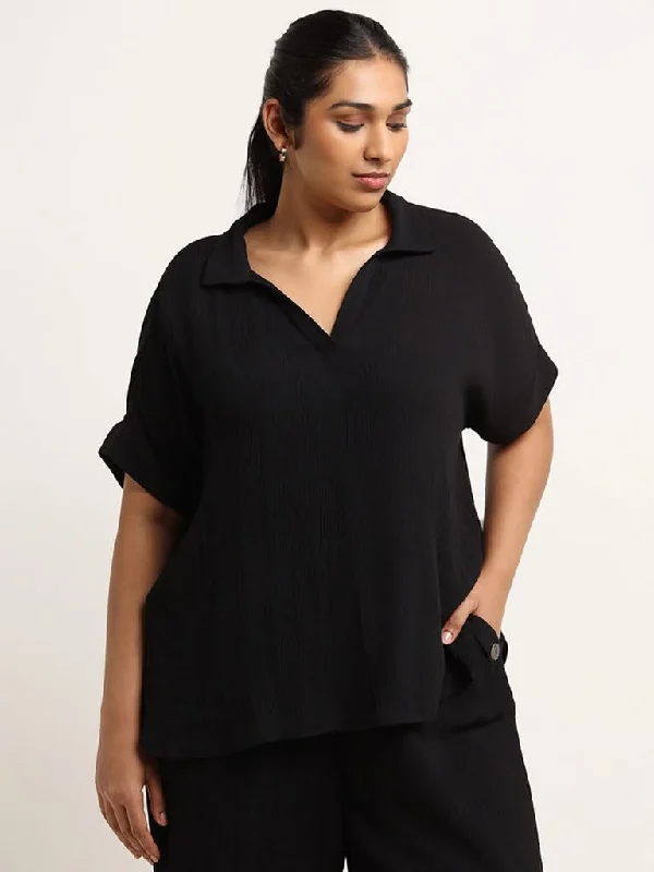 Women's pants for travel Embellished women jeans with studs or rhinestones for a glamorous touch Gia Solid Black V Neck Top Women's pants for travel Embellished women jeans with studs or rhinestones for a glamorous touch Gia Solid Black V Neck Top