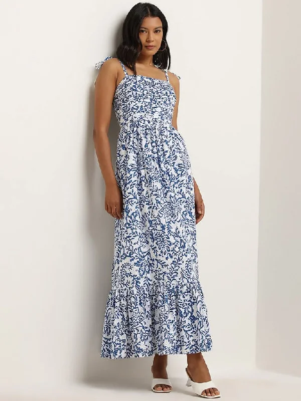 Women's straight - leg lounge pants Mom jeans for a nostalgic and casual look LOV Blue Schiffli Floral Printed Cotton Tiered Dress Women's straight - leg lounge pants Mom jeans for a nostalgic and casual look LOV Blue Schiffli Floral Printed Cotton Tiered Dress