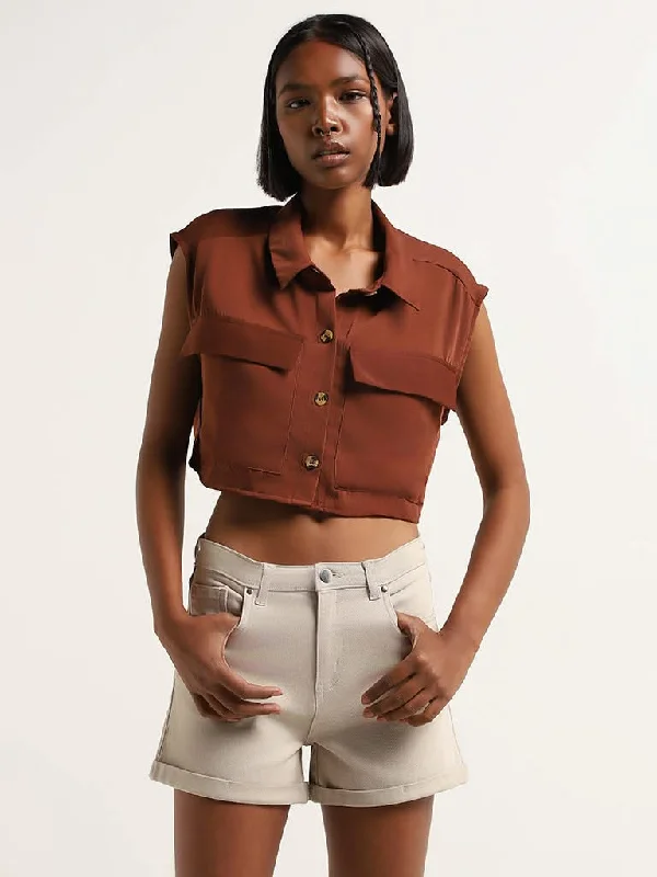 Women's pants for snowboarding Button - fly women jeans with a traditional touch Nuon Brown Sleeveless Crop Shirt Women's pants for snowboarding Button - fly women jeans with a traditional touch Nuon Brown Sleeveless Crop Shirt