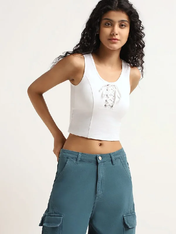 Women's tall - length straight pants Skinny women jeans with a form - fitting design Nuon White Cotton Blend Lace-Up Crop Top Women's tall - length straight pants Skinny women jeans with a form - fitting design Nuon White Cotton Blend Lace-Up Crop Top