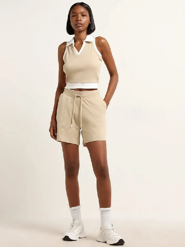 Women's recycled - material workout pants Wide - leg women jeans for a modern and relaxed vibe Studiofit Beige Cotton Mid Rise Shorts