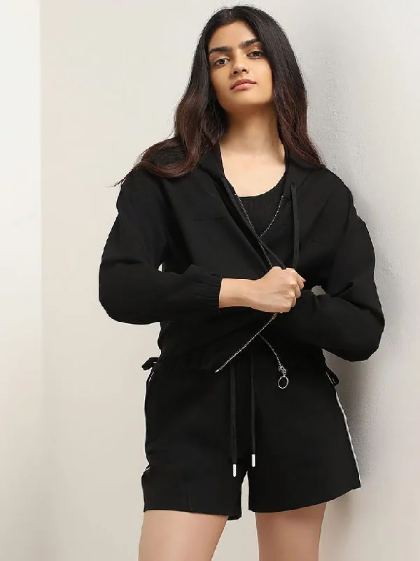 Women's velvet party pants Embellished women jeans with studs or rhinestones for a glamorous touch Studiofit Black Crop Hooded Jacket Women's velvet party pants Embellished women jeans with studs or rhinestones for a glamorous touch Studiofit Black Crop Hooded Jacket