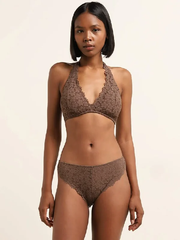 Women's eco - friendly organic pants Mom jeans for a nostalgic and casual look Superstar Brown Lace Design Halter Neck Bra