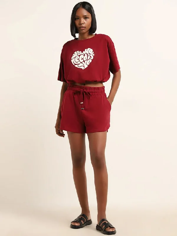 Women's lace - trimmed evening pants Light - wash women jeans for a fresh and summery appearance Superstar Red Cotton Mid-Rise Shorts