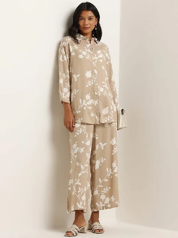 Women's pants for beach parties Straight - leg women jeans with a classic and timeless appeal Utsa Beige Leaf Printed Straight Tunic Women's pants for beach parties Straight - leg women jeans with a classic and timeless appeal Utsa Beige Leaf Printed Straight Tunic