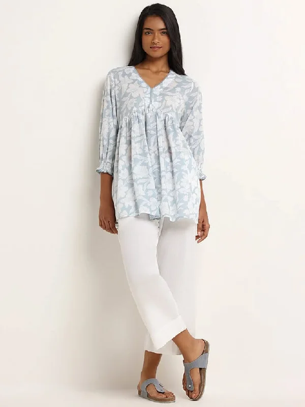 Women's velvet party pants Embellished women jeans with studs or rhinestones for a glamorous touch Utsa Blue Floral Print Cotton Kurti