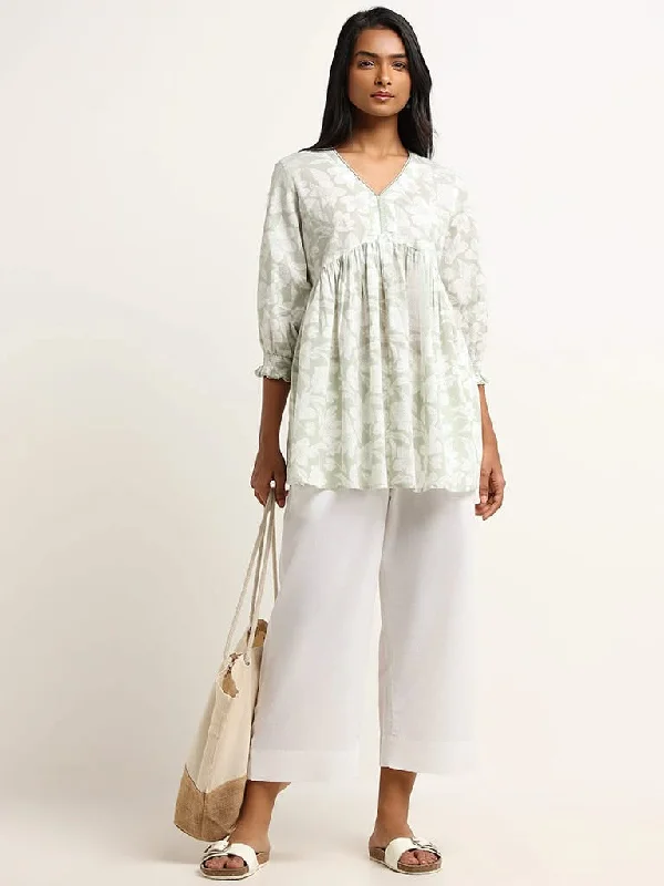 Women's tall - length straight pants Skinny women jeans with a form - fitting design Utsa Green Floral Print Cotton Kurti Women's tall - length straight pants Skinny women jeans with a form - fitting design Utsa Green Floral Print Cotton Kurti