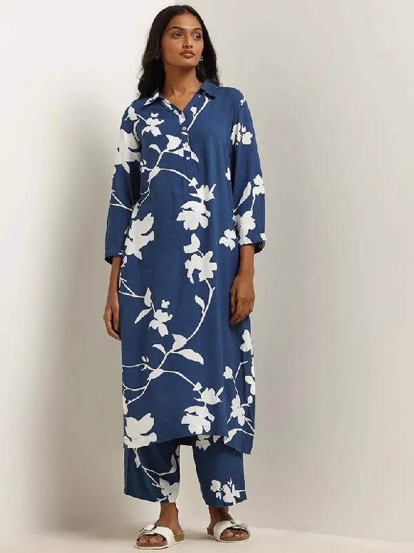 Women's pants with thermal lining Wide - leg women jeans for a modern and relaxed vibe Utsa Navy Printed Shirt Kurta Women's pants with thermal lining Wide - leg women jeans for a modern and relaxed vibe Utsa Navy Printed Shirt Kurta