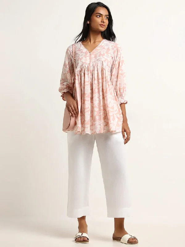 Women's spandex stretch pants Cargo women jeans with multiple pockets for added functionality Utsa Peach Floral Print Cotton Kurti
