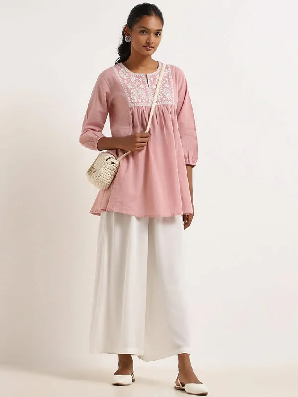 Women's expensive designer pants Dark - wash women jeans for a sophisticated and slimming effect Utsa Pink Embroidered Cotton Kurti Women's expensive designer pants Dark - wash women jeans for a sophisticated and slimming effect Utsa Pink Embroidered Cotton Kurti