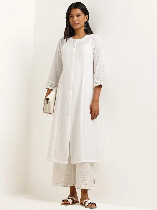 Women's pants for cocktail parties Distressed women jeans for a trendy and edgy look Utsa White Mirror-Detailed Blended Linen A-Line Kurta Women's pants for cocktail parties Distressed women jeans for a trendy and edgy look Utsa White Mirror-Detailed Blended Linen A-Line Kurta