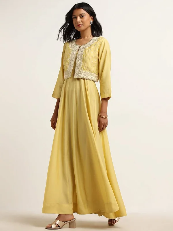Women's pants for beach parties Straight - leg women jeans with a classic and timeless appeal Vark Yellow Embroidered Crop Jacket and Maxi Dress Set Women's pants for beach parties Straight - leg women jeans with a classic and timeless appeal Vark Yellow Embroidered Crop Jacket and Maxi Dress Set