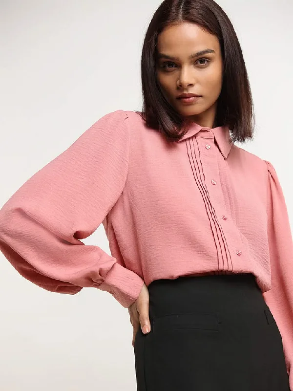 Women's tassel - adorned boho pants Embellished women jeans with studs or rhinestones for a glamorous touch Wardrobe Pink Pintuck Shirt