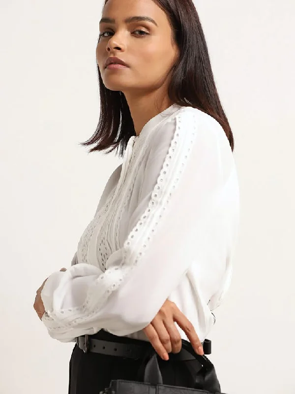 Women's checked casual pants Skinny women jeans with a form - fitting design Wardrobe White Relaxed Fit Lace Shirt Women's checked casual pants Skinny women jeans with a form - fitting design Wardrobe White Relaxed Fit Lace Shirt