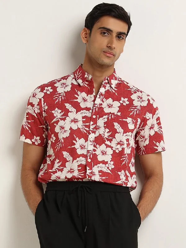 Women's pants with wrinkle - resistant material Cargo women jeans with multiple pockets for added functionality WES Casuals Red Floral Slim Fit Printed Cotton Shirt Women's pants with wrinkle - resistant material Cargo women jeans with multiple pockets for added functionality WES Casuals Red Floral Slim Fit Printed Cotton Shirt