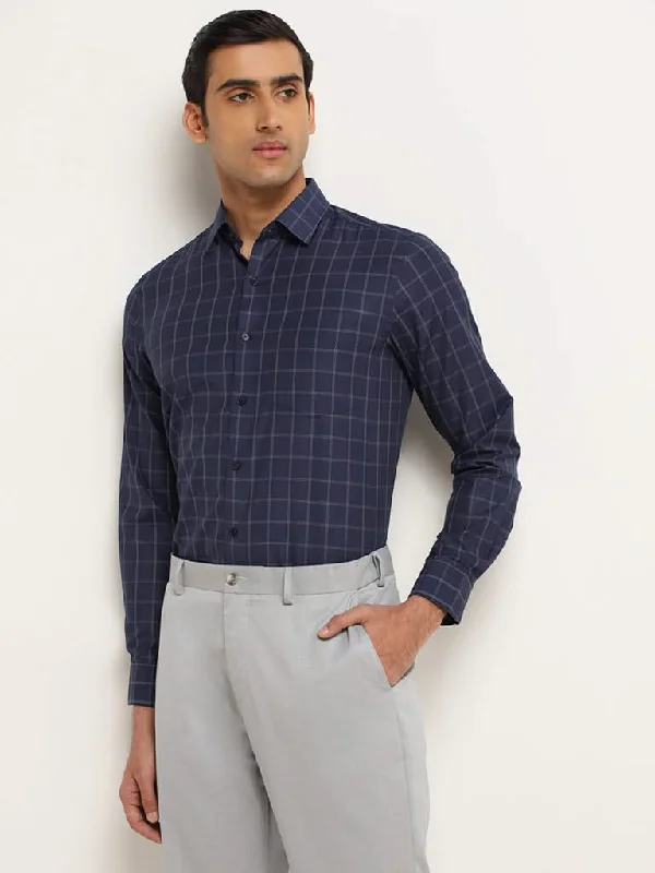 Women's pants for theme park visits Mom jeans for a nostalgic and casual look WES Formals Blue Slim Fit Shirt