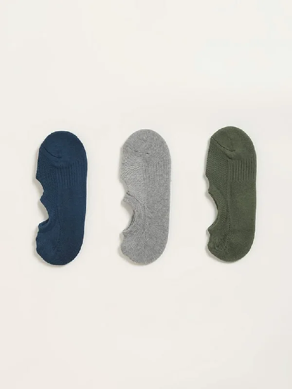 Women's eco - friendly organic pants Mom jeans for a nostalgic and casual look WES Lounge Multicolour Solid Cotton Blend Socks - Pack of 3 Women's eco - friendly organic pants Mom jeans for a nostalgic and casual look WES Lounge Multicolour Solid Cotton Blend Socks - Pack of 3
