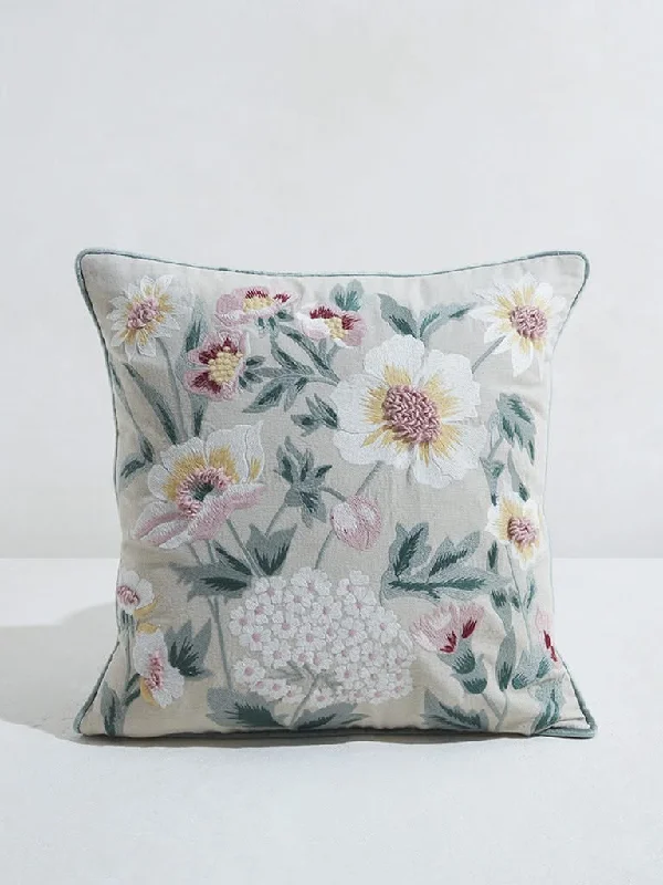 Women's denim shorts - style pants Light - wash women jeans for a fresh and summery appearance Westside Home Pink Floral Printed Cushion Cover Women's denim shorts - style pants Light - wash women jeans for a fresh and summery appearance Westside Home Pink Floral Printed Cushion Cover