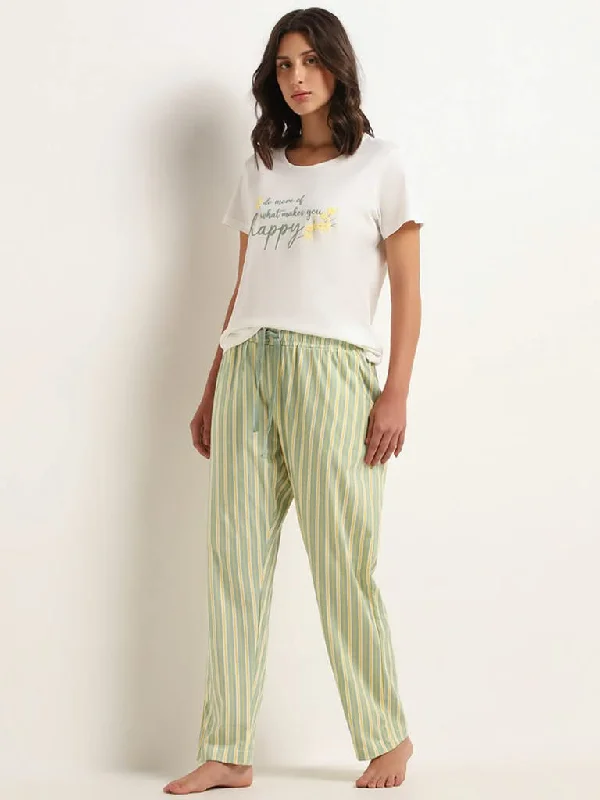 Women's drawstring athletic pants High - rise flare women jeans for a 70s - inspired look Wunderlove Green Mid-Rise Striped Cotton Pyjamas Women's drawstring athletic pants High - rise flare women jeans for a 70s - inspired look Wunderlove Green Mid-Rise Striped Cotton Pyjamas