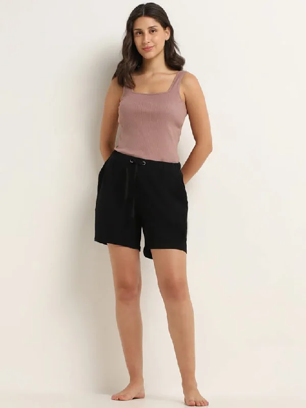 Women's printed floral pants High - waisted women jeans for a flattering silhouette Wunderlove Taupe Cotton Blend Ribbed Camisole Women's printed floral pants High - waisted women jeans for a flattering silhouette Wunderlove Taupe Cotton Blend Ribbed Camisole