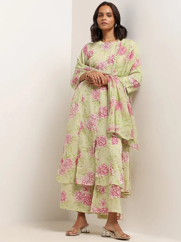 Women's pants for skiing Stretch women jeans for enhanced mobility and comfort Zuba Green Floral Print Button-Down Kurta