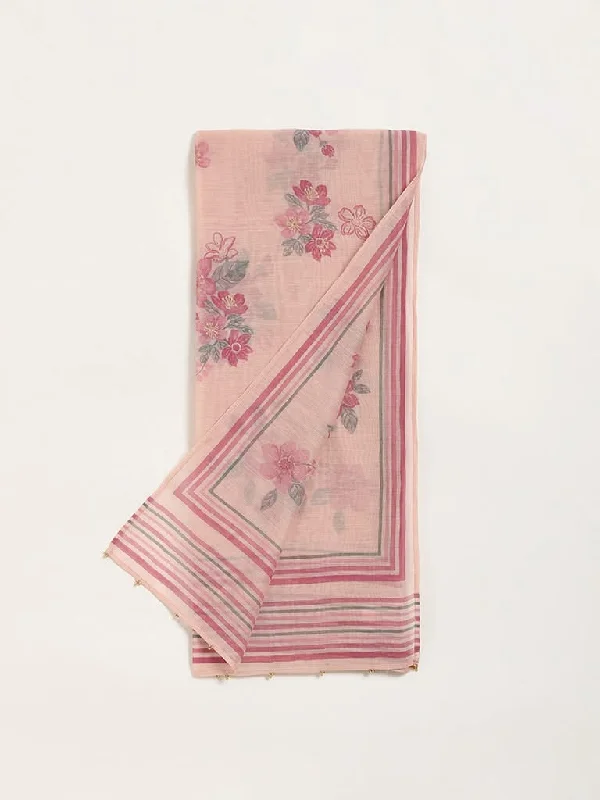 Women's pants with wrinkle - resistant material Cargo women jeans with multiple pockets for added functionality Zuba Peach Floral Print Cotton Blend Dupatta Women's pants with wrinkle - resistant material Cargo women jeans with multiple pockets for added functionality Zuba Peach Floral Print Cotton Blend Dupatta