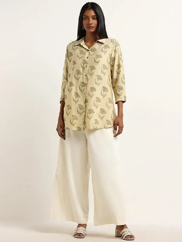 Women's button - fly jeans pants Wide - leg women jeans for a modern and relaxed vibe Zuba Sage Floral Printed Straight Tunic