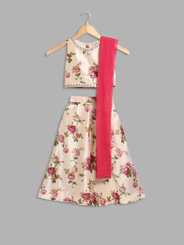 Women's pants with thermal lining Wide - leg women jeans for a modern and relaxed vibe Utsa Kids Beige Floral Printed Top, Skirt and Dupatta Set (2 - 8yrs)