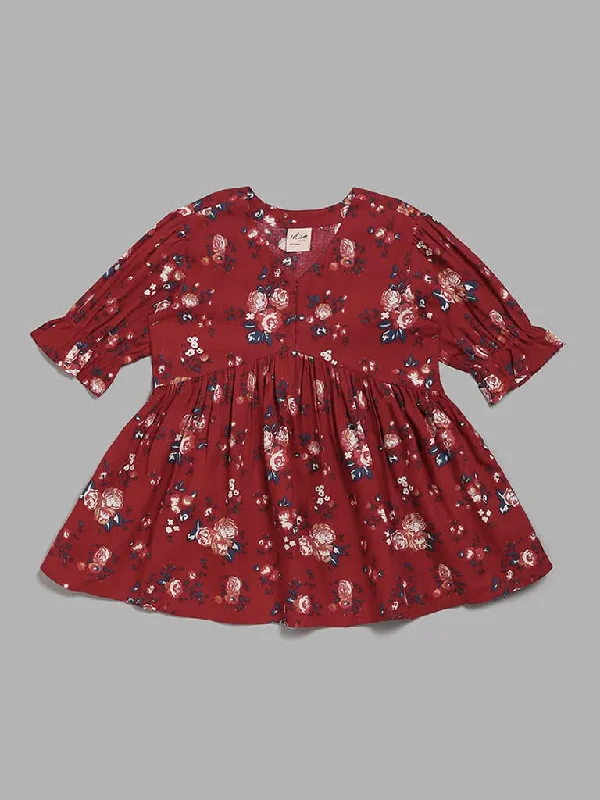 Women's fall - appropriate corduroy pants Distressed women jeans for a trendy and edgy look Utsa Kids Red Floral Top (8 -14yrs) Women's fall - appropriate corduroy pants Distressed women jeans for a trendy and edgy look Utsa Kids Red Floral Top (8 -14yrs)