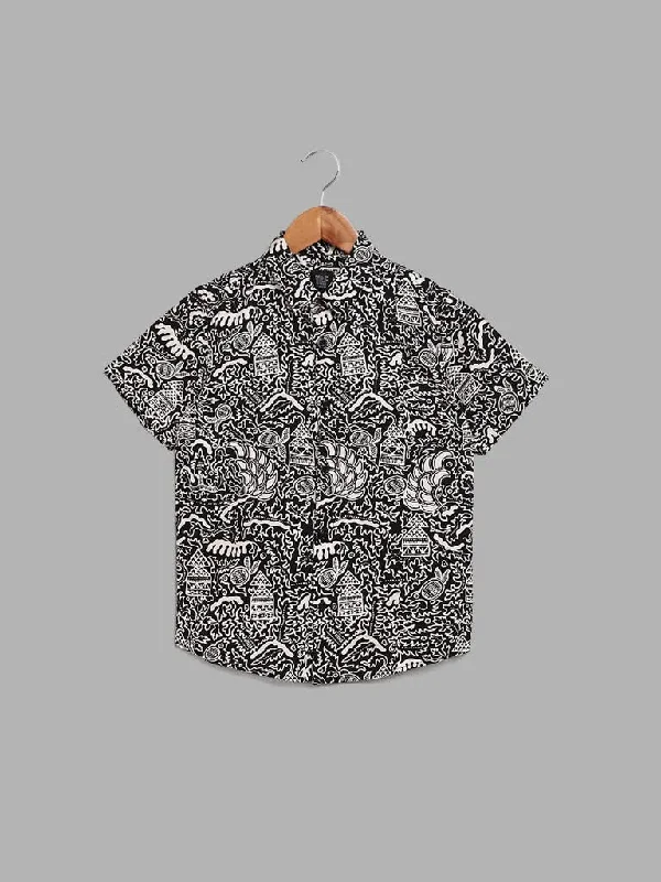 Women's senior - friendly lounge pants Embroidered women jeans with intricate patterns Y&F Kids Black Abstract Printed Shirt