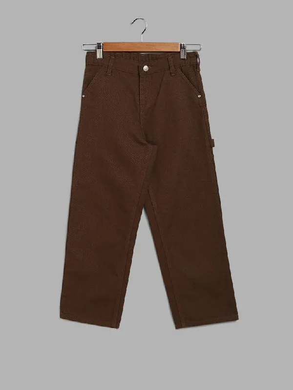 Women's pants with adjustable cuffs Dark - wash women jeans for a sophisticated and slimming effect Y&F Kids Brown Mid Rise Cargo Trousers