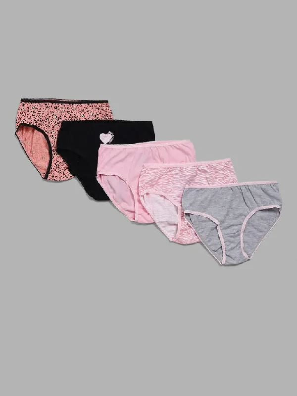 Women's budget - friendly denim pants Button - fly women jeans with a traditional touch Y&F Kids Grey Melange Printed Briefs - Pack of 5 Women's budget - friendly denim pants Button - fly women jeans with a traditional touch Y&F Kids Grey Melange Printed Briefs - Pack of 5