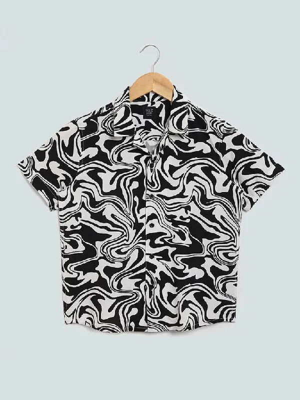 Women's leather moto pants Wide - leg women jeans for a modern and relaxed vibe Y&F Kids Wavy Printed Black & White Shirt